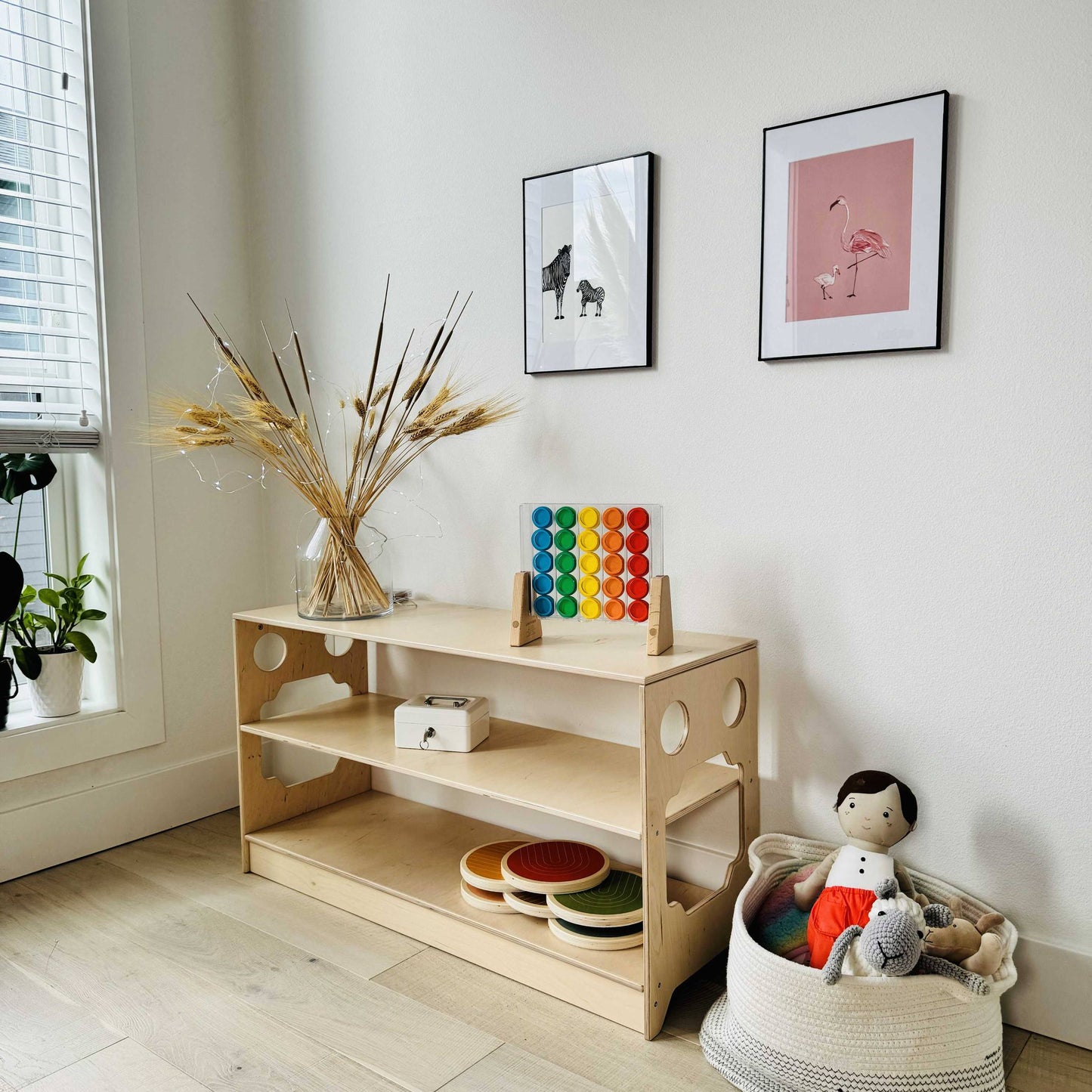 Montessori playshelf